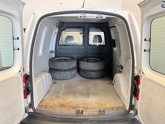 Volkswagen Caddy 9 of 21