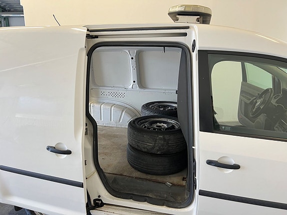 Volkswagen Caddy 10 of 21