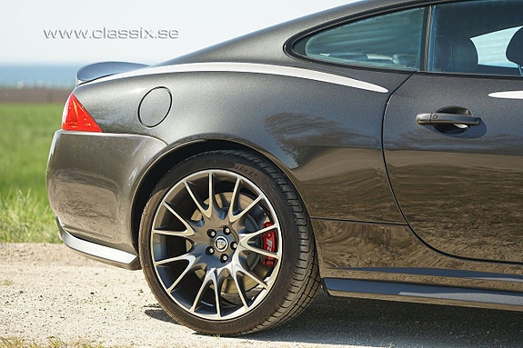 Jaguar XKR 5 of 5