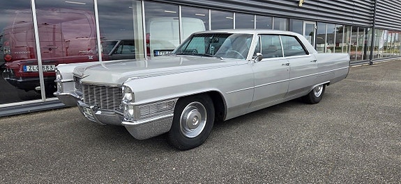 Cadillac Deville