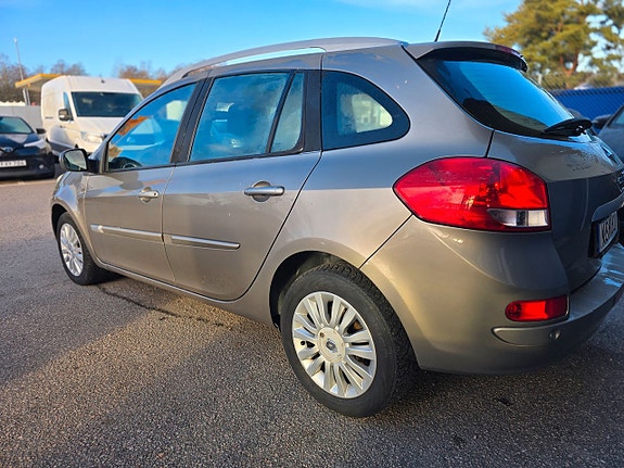 Renault Clio 3 of 5