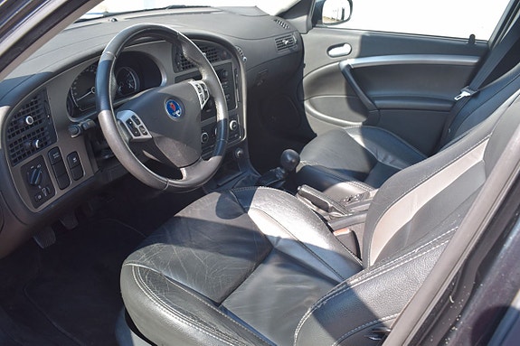 Saab 9-5 12 of 13