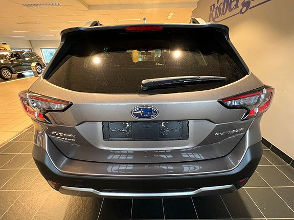 Subaru Outback 5 of 5