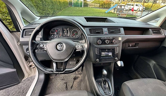 Volkswagen Caddy Maxi 4 of 5