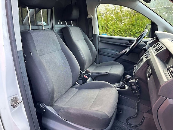 Volkswagen Caddy Maxi 8 of 24