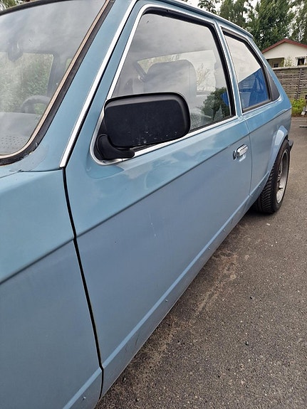 Opel Kadett 4 of 5