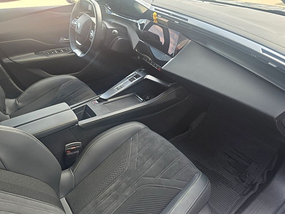 Peugeot 308 14 of 24