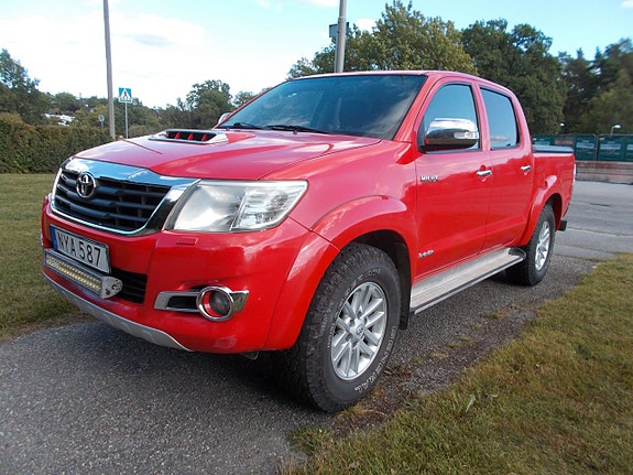 Toyota HiLux 9 of 20