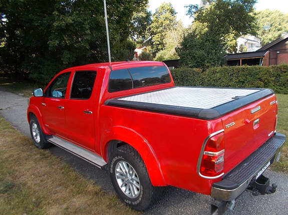 Toyota HiLux 4 of 5