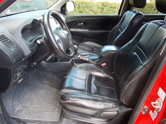 Toyota HiLux 5 of 5