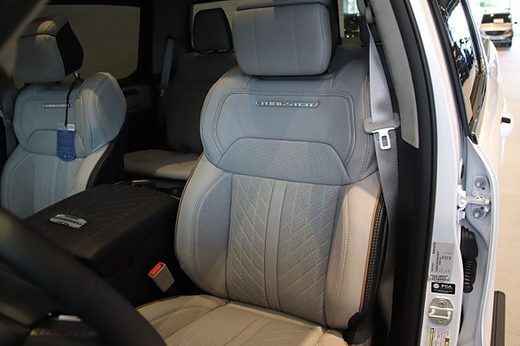 Dodge RAM 1500 18 of 21