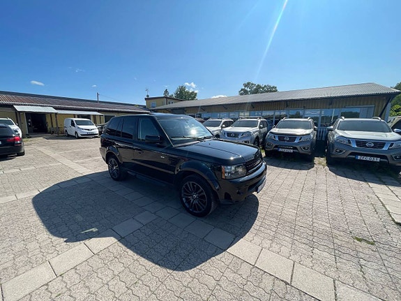 Land Rover Range Rover Sport 5 of 5