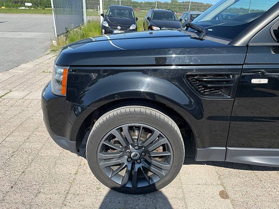 Land Rover Range Rover Sport 23 of 24