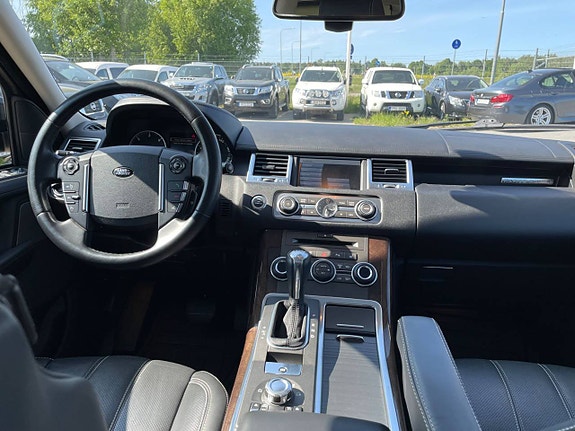 Land Rover Range Rover Sport 12 of 24