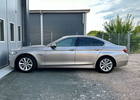 BMW 520 3 of 5