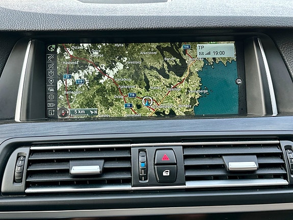 BMW 520 12 of 14