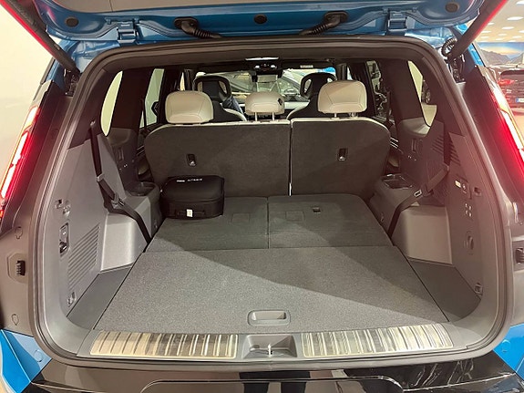 Kia EV9 9 of 18