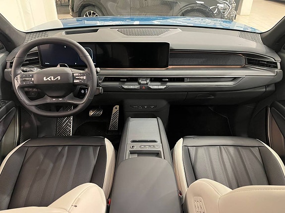Kia EV9 5 of 18
