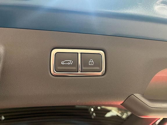 Kia EV9 10 of 18