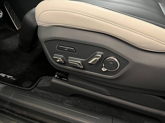 Kia EV9 11 of 18