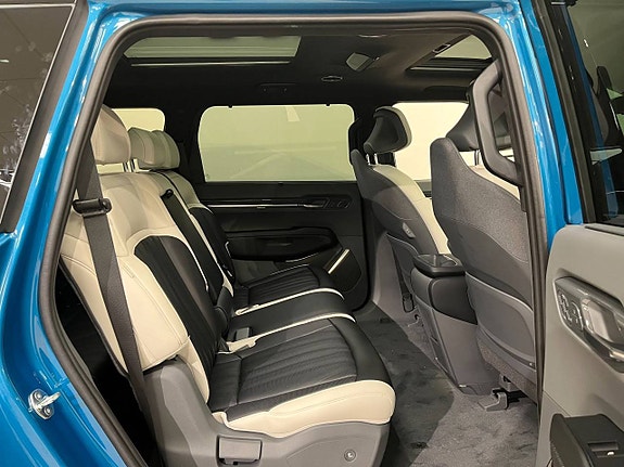 Kia EV9 7 of 18