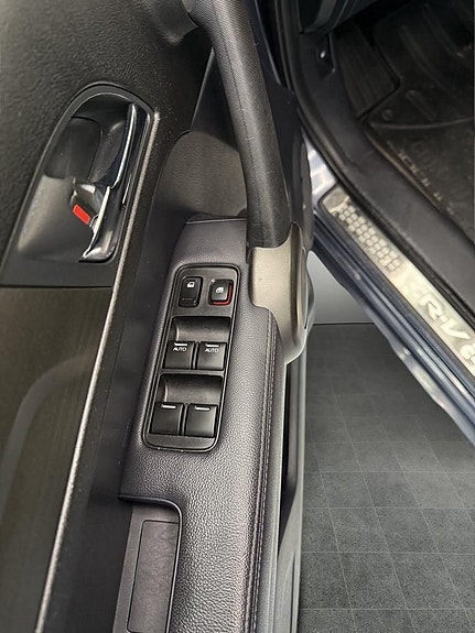 Honda CR-V 15 of 15