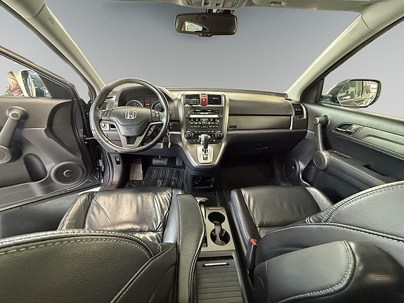 Honda CR-V 11 of 15