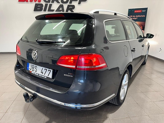 Volkswagen Passat 10 of 17