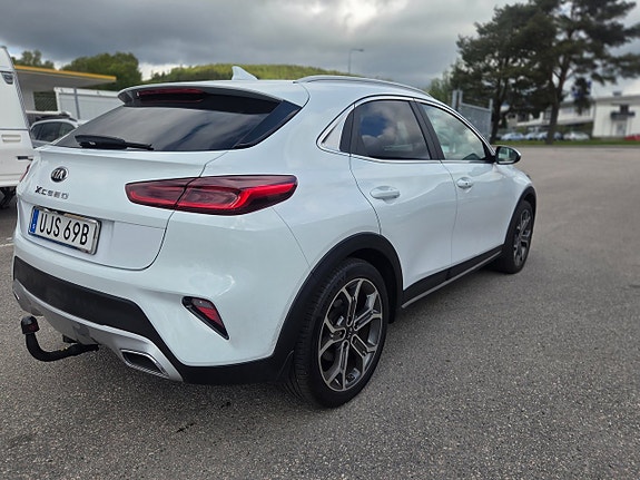 Kia XCeed 3 of 5