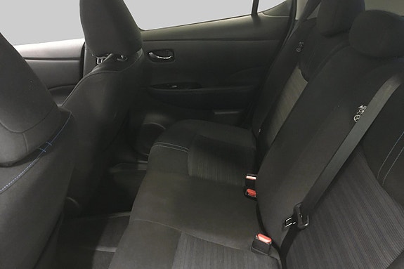 Nissan Leaf 9 of 12