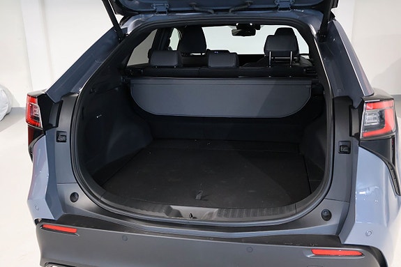 Subaru Solterra 5 of 11