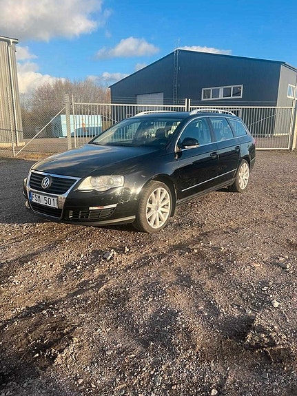 Volkswagen Passat 3 of 5
