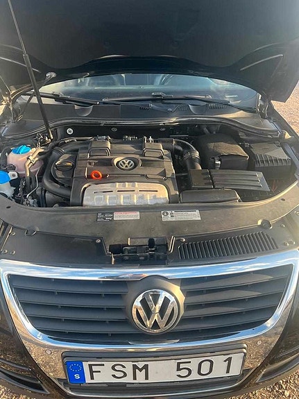 Volkswagen Passat 8 of 10