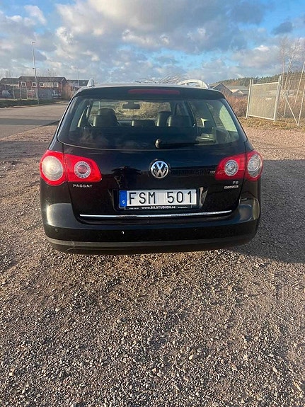 Volkswagen Passat 4 of 5