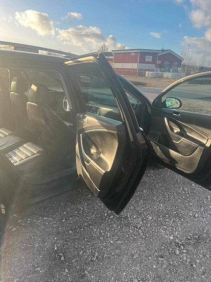 Volkswagen Passat 9 of 10