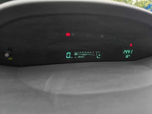 Toyota Yaris 9 of 9