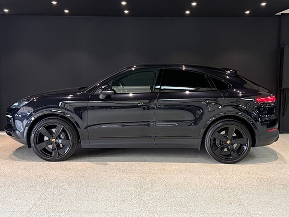 Porsche Cayenne Coupe 8 of 30