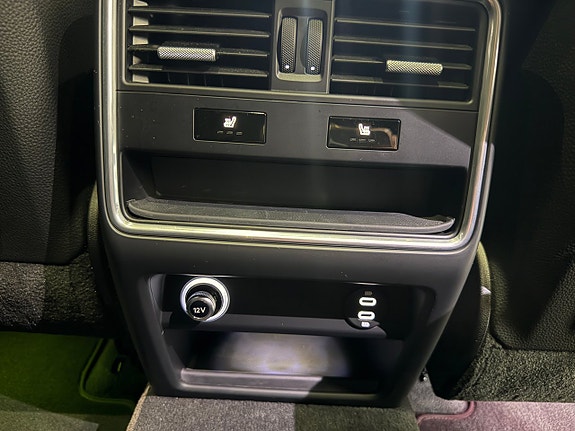 Porsche Cayenne Coupe 30 of 30