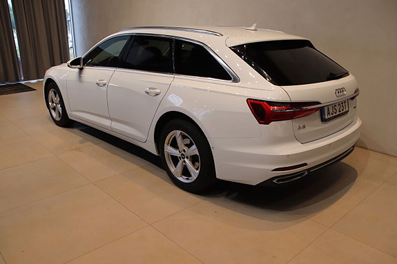 Audi A6 4 of 5