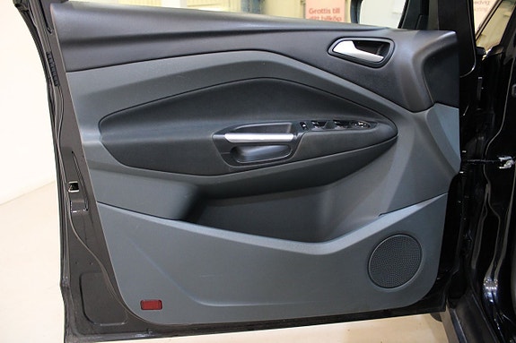 Ford C-Max 7 of 11
