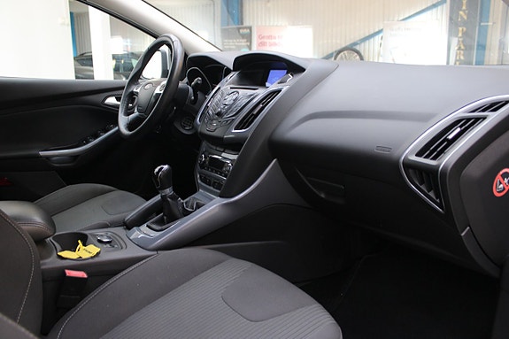 Ford Focus 9 of 10