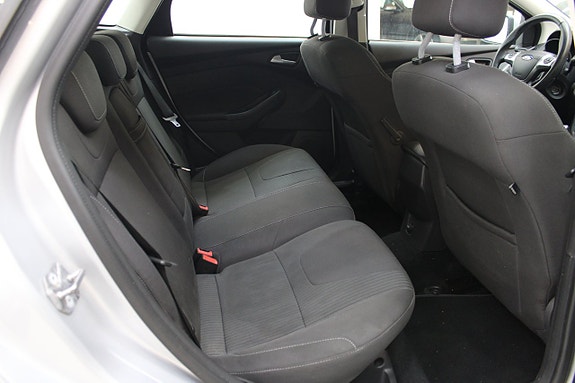 Ford Focus 8 of 10