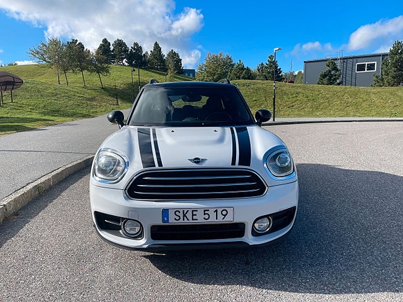 MINI Countryman Cooper 3 of 5