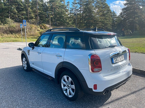 MINI Countryman Cooper 4 of 5