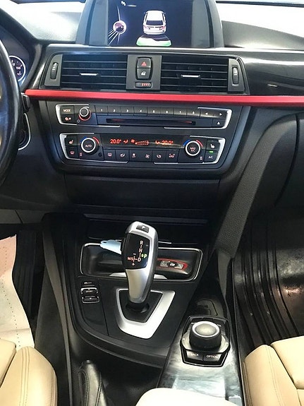 BMW 318 14 of 22