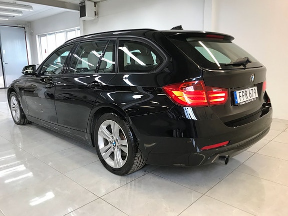 BMW 318 3 of 5