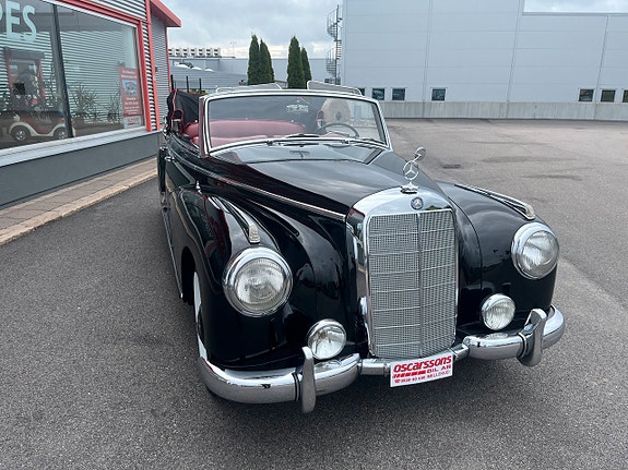 Mercedes-Benz W186 24 of 30