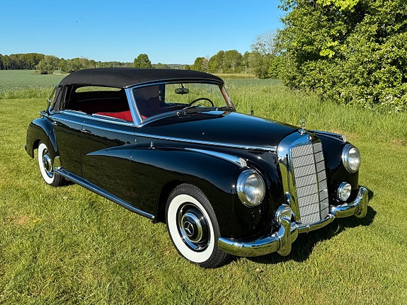 Mercedes-Benz W186 12 of 30