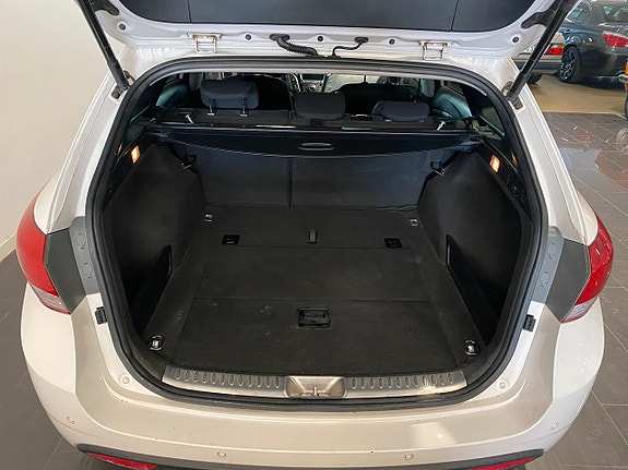 Hyundai i40 6 of 16