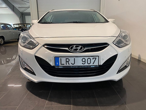 Hyundai i40 8 of 16
